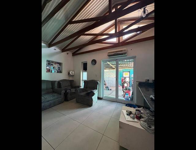 3 BEDROOM HOUSE FOR SALE IN TAFELSIG